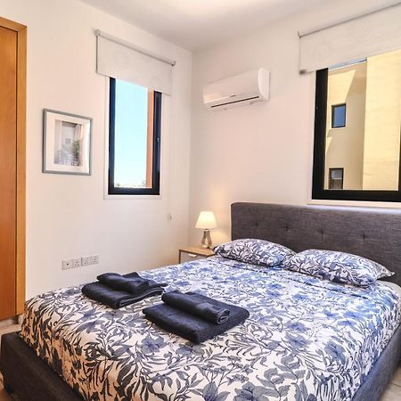 לרנקה Isabella One Bedroom מראה חיצוני תמונה