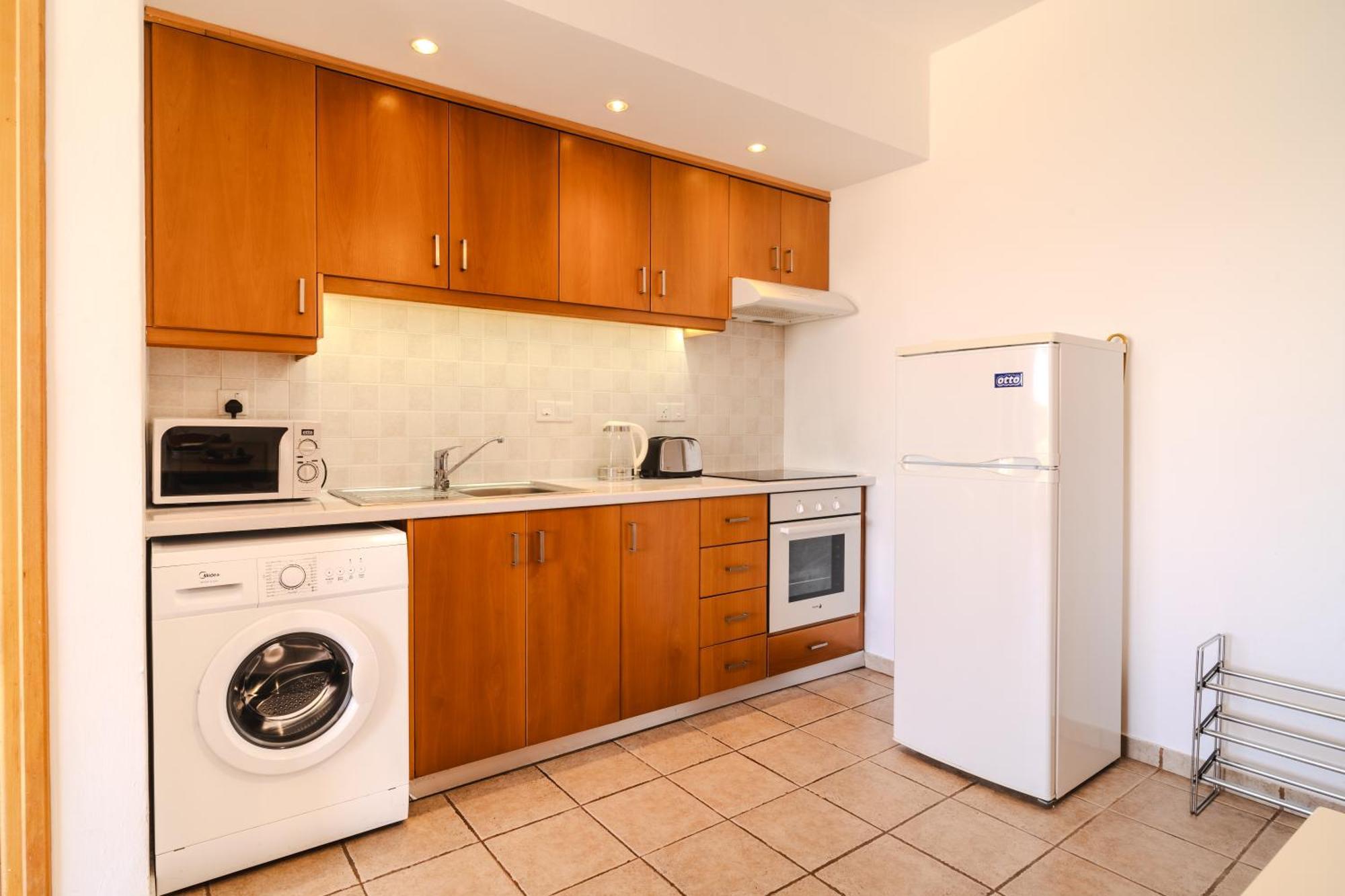 לרנקה Isabella One Bedroom מראה חיצוני תמונה