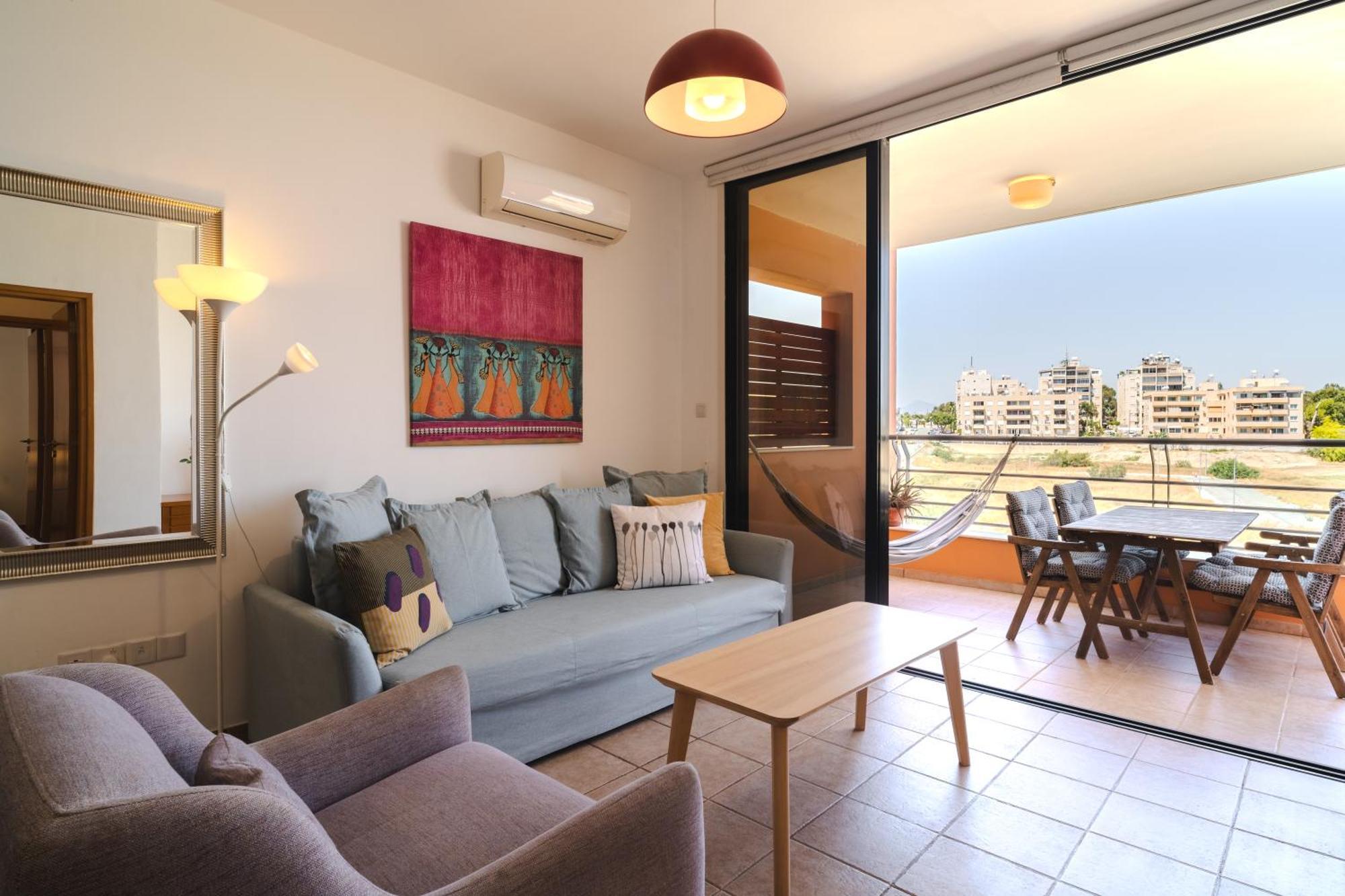 לרנקה Isabella One Bedroom מראה חיצוני תמונה